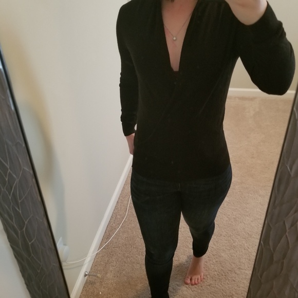 H&M Tops - ❤ H&M Open Front Drape Longsleeve Knit Blouse